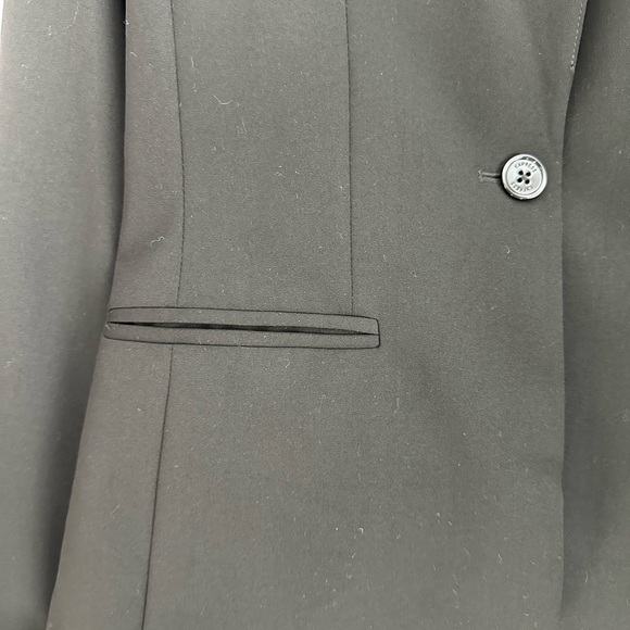 Express Editor One Button Black Business Blazer size 6 - Picture 7 of 11